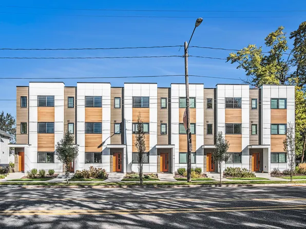 941 Fulton St W, Grand Rapids, MI 49504