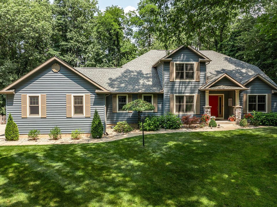 1st image of 33200 Glen Eagle Ct