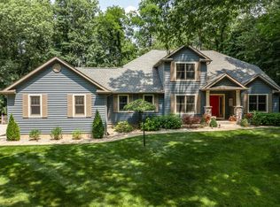 33200 Glen Eagle Ct, Niles, MI 49120