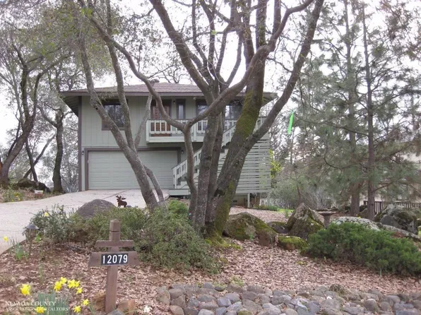 12079 Waxwing Ct, Penn Valley, CA 95946