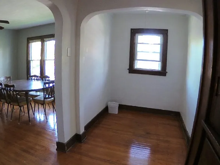 24 N 20th St — Photo 11