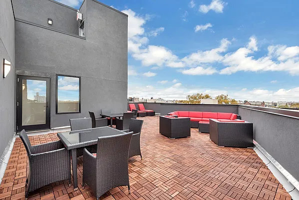 Rented by Bravado Real Estate LLC | media 26