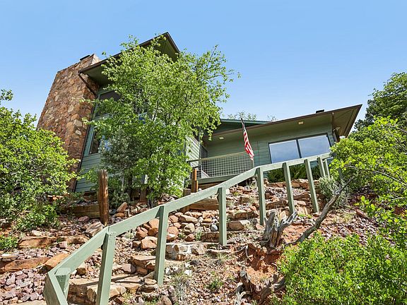 3rd image of 4636 N Canyon Vis
