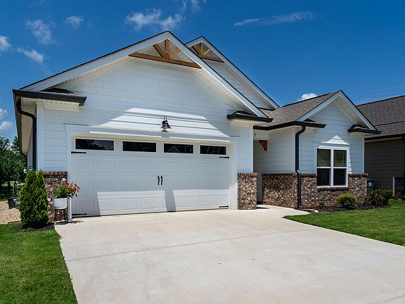 3rd image of 5787 Amber Valley Ln