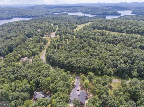 47 Fern Loop Dr, Mc Henry, MD 21541