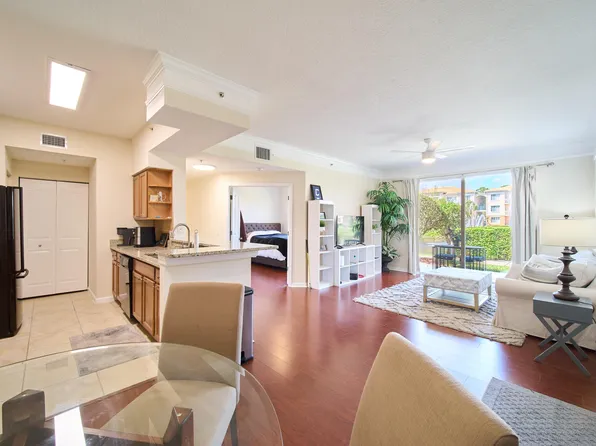 9112 Myrtlewood Cir W, Palm Beach Gardens, FL