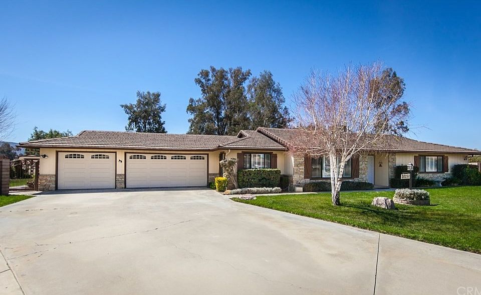 1st image of 30250 Amber Ln