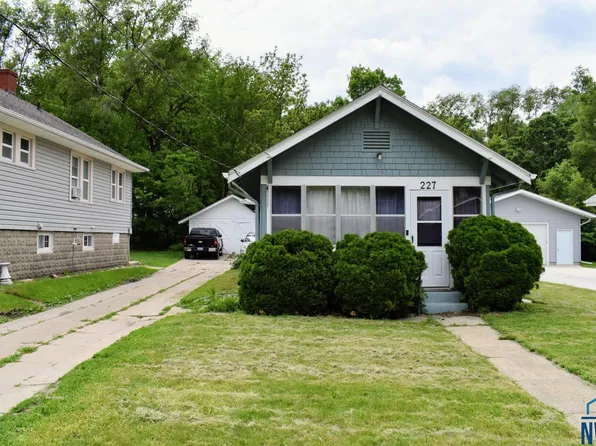 227 S Judd St, Sioux City, IA 51103