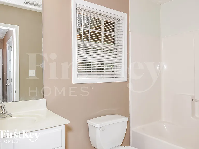 2248 Lake Ranch Ct — Photo 13