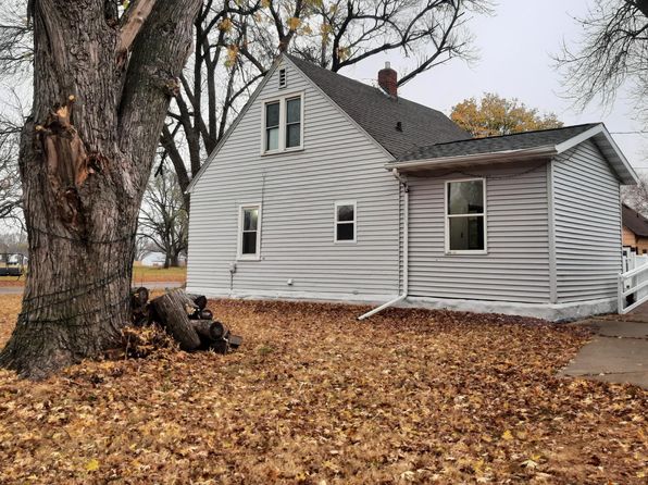 350 3rd St N, Butterfield, MN 56120