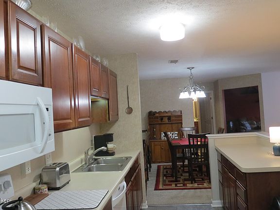 4th image of 10400 Southern Meadows Dr APT 103