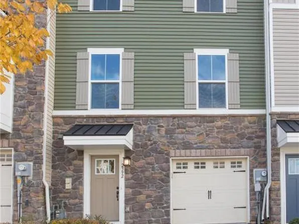 2392 Cook Dr, Easton, PA 18045