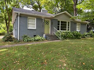 3109 Ventosa Dr, Charlotte, NC 28205