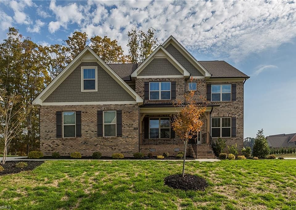 2nd image of 4392 Birdseye Dr