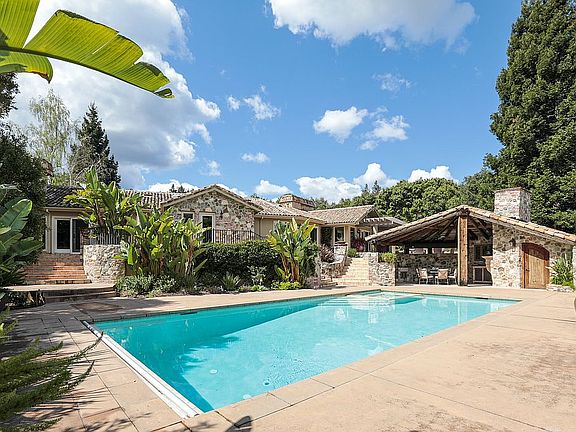 3rd image of 18955 Ojai Dr