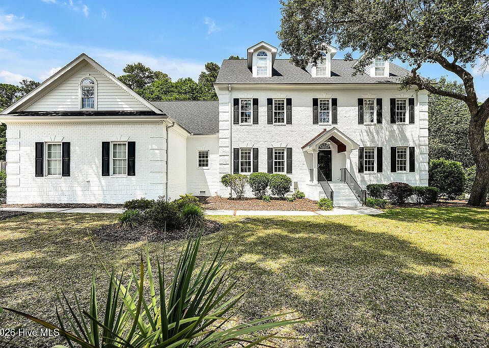 1st image of 5617 Maxwell Place