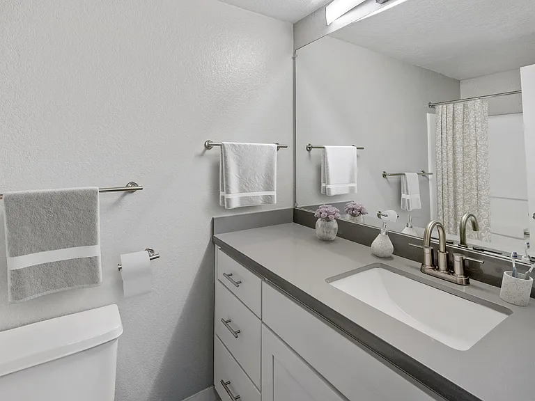 Serramonte Ridge — Photo 6