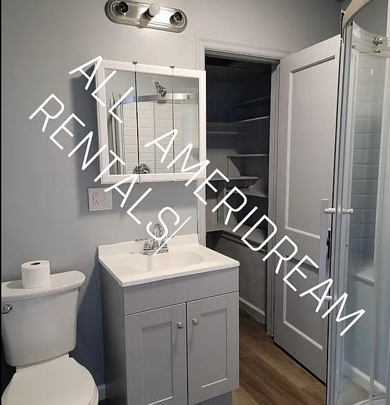 216 Carlisle St #1 — Photo 3