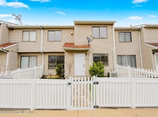 694 Elbe Ave #A, Staten Island, NY 10304