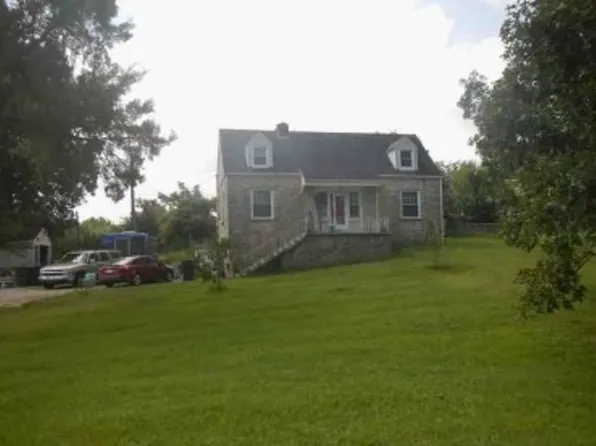 121 Lisa Ln, Symsonia, KY 42082