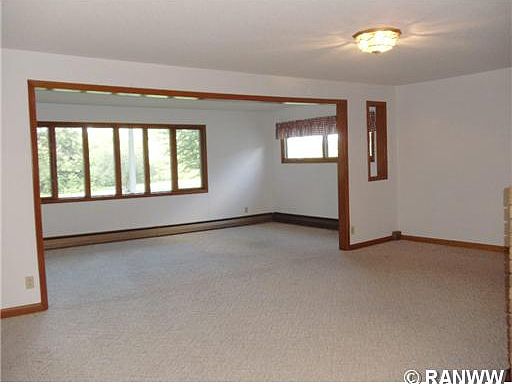 4th image of 224 E Clark Street
