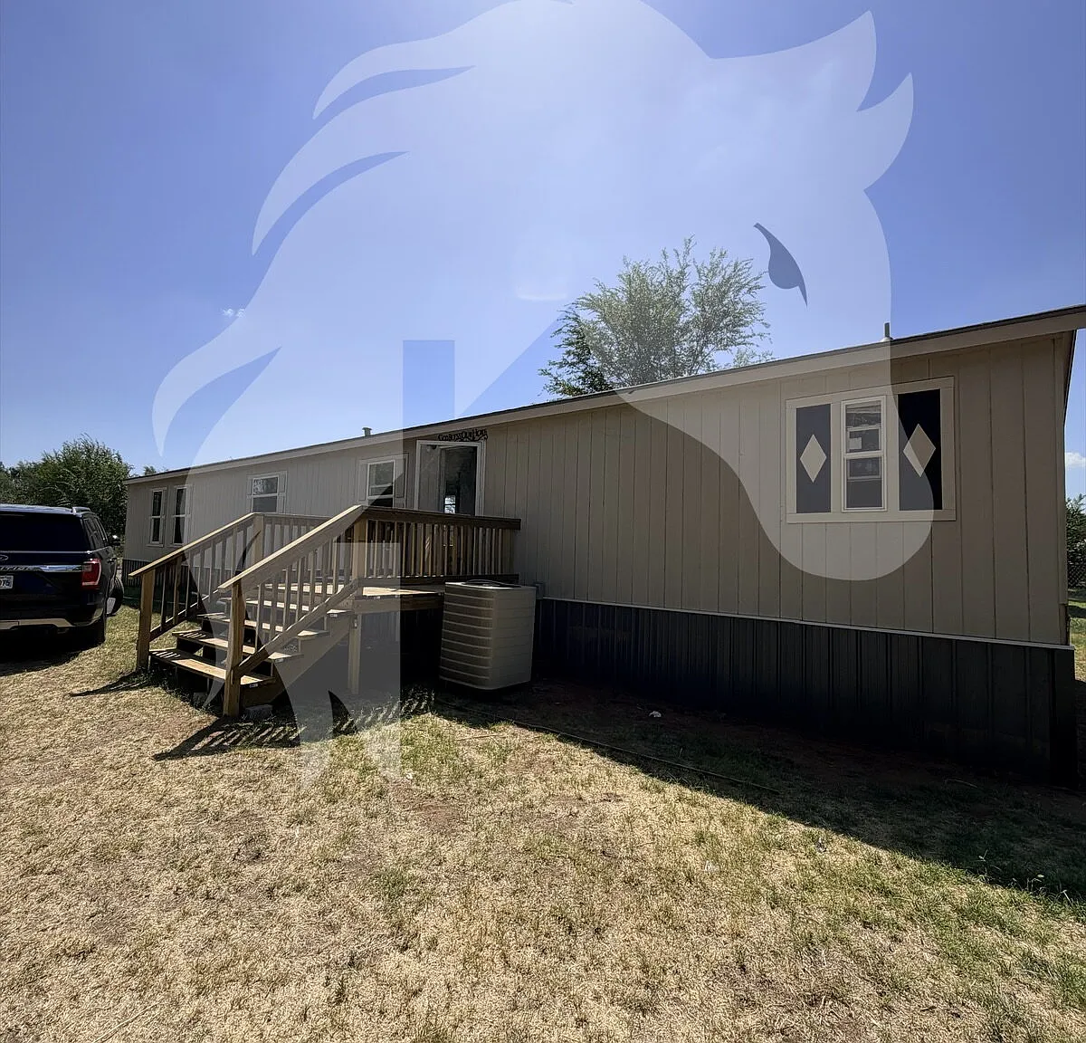 3 bed, 2.0 bath, $850 — Photo 1