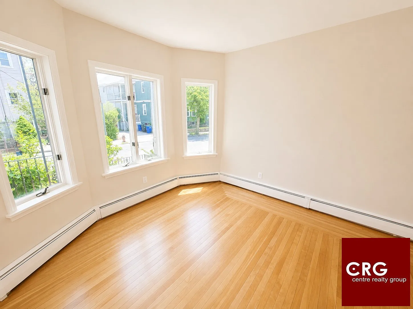 5 bed, 2.0 bath, 1500 sqft, $6,950 — Photo 3