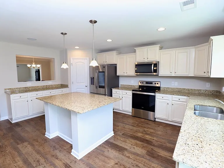 3680 Moseley Dr — Photo 22