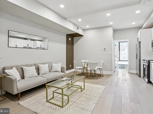 611 Kennedy St NW #402, Washington, DC 20011