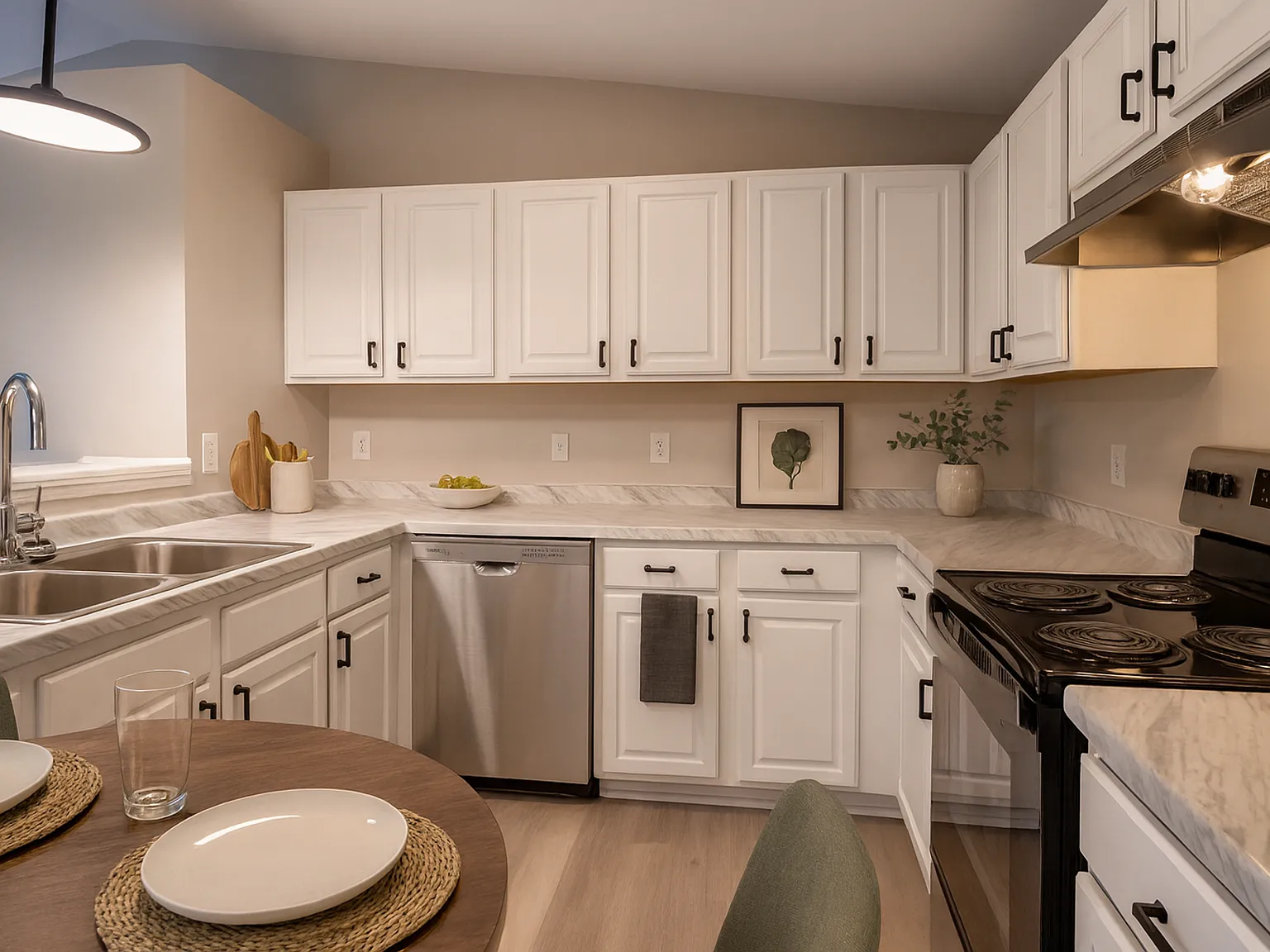 Biscayne Apartments — Photo 3
