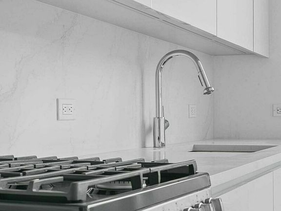 4th image of 232 E 54th St APT 26D