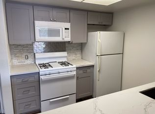 606 Chestnut Ave, Los Angeles, CA 90042