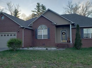 149 Chapel Hill Dr, Crossville, TN 38555