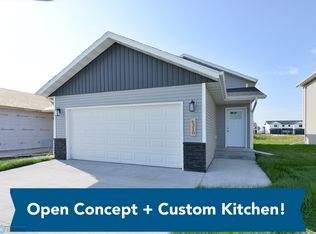 6310 82nd Ave S, Horace, ND