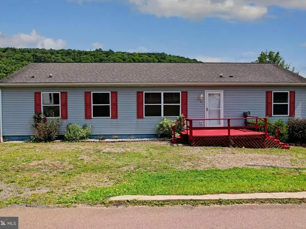 8 Furnace St, Lonaconing, MD 21539