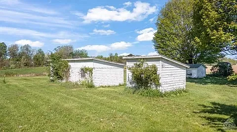 2279 US Route 9 — Photo 6