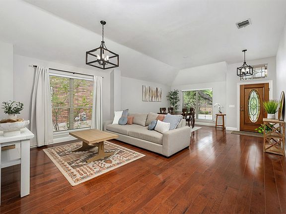 2nd image of 6115 Back Bay Ln