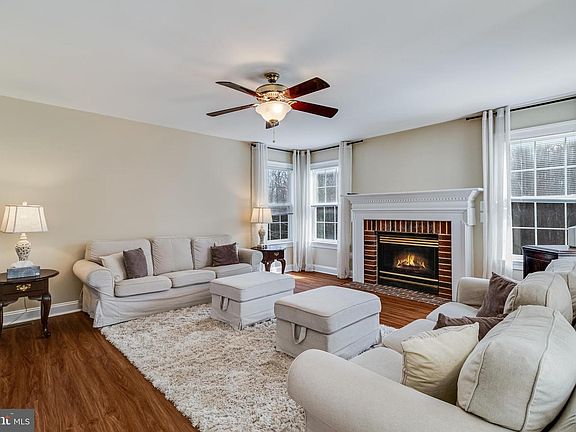 5th image of 3715 Elberta Ln