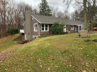 151 Fairview Ln NW, New Philadelphia, OH 44663