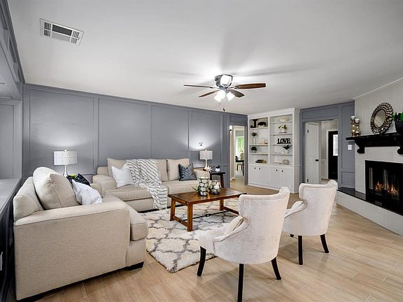 5th image of 14105 Kiamesha Ct
