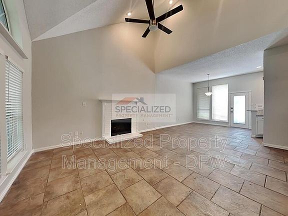 3rd image of 3076 Winecup Ln