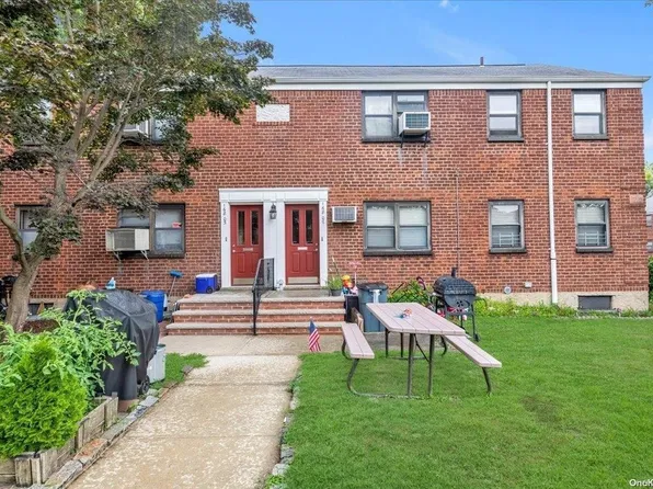 168-07 19th Avenue 1st fl, Whitestone, NY 11357