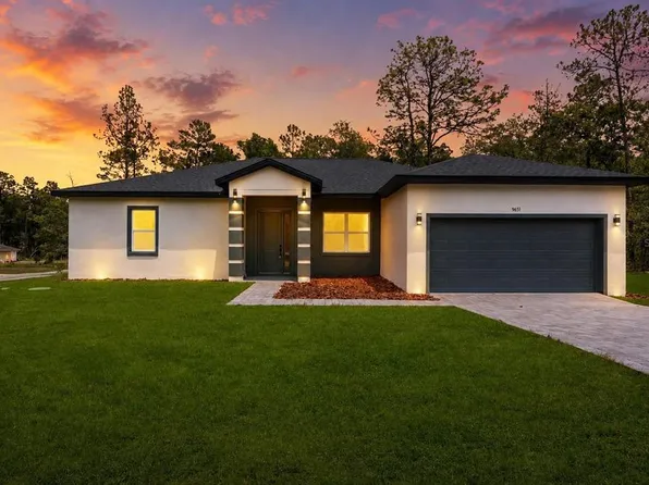 9651 W Pineview Way, Dunnellon, FL 34434