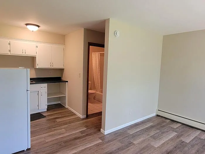 1831 Stinson Blvd #8 — Photo 4