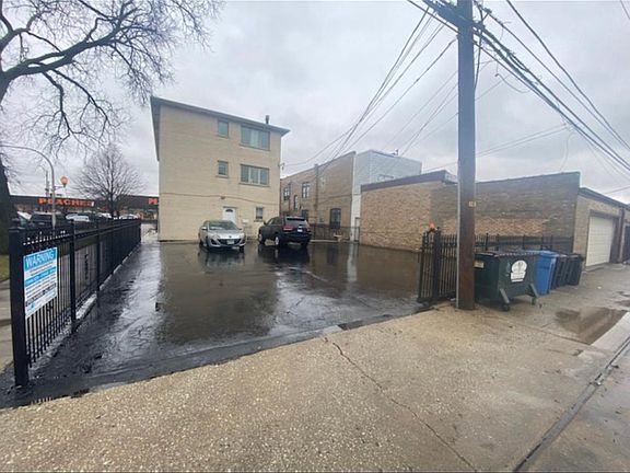 2nd image of 5922 S Archer Ave #2