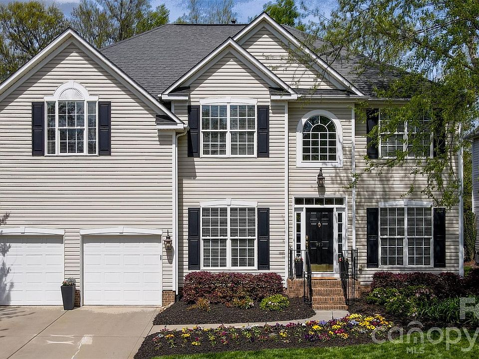1st image of 913 Grayscroft Dr