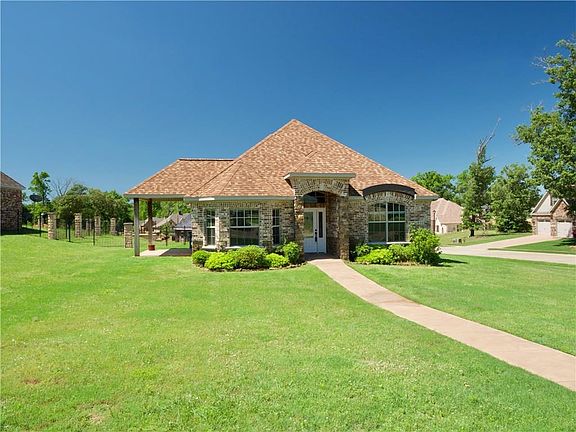 5th image of 312 Corrigan Trails Blvd