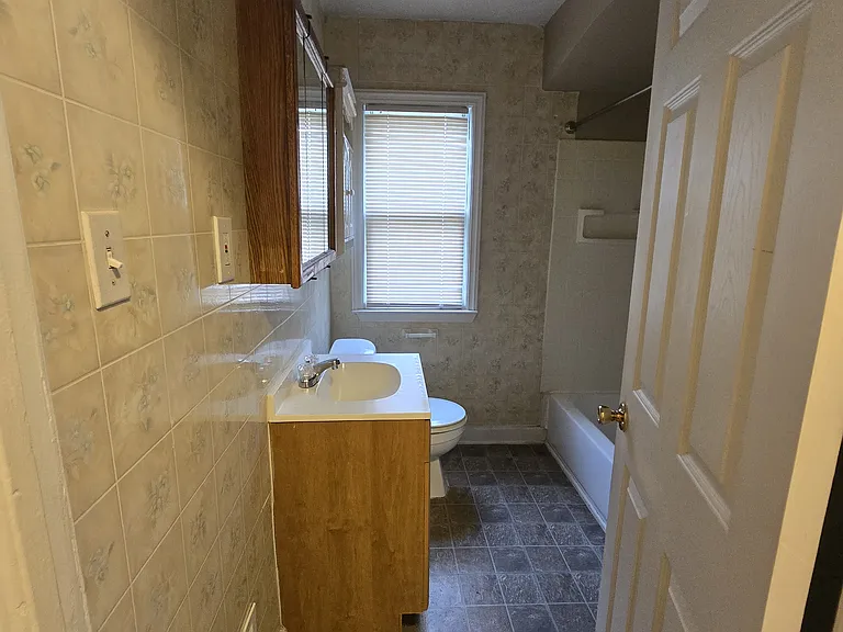 21227 Panama St — Photo 12