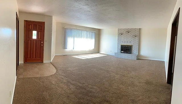 Great home in Moyina Heights — Photo 3