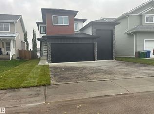 3833 52nd St, Gibbons, AB T0A 1N1